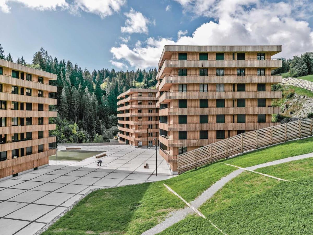 3,5 Direkt An Ski- Und Bikepiste * Flims